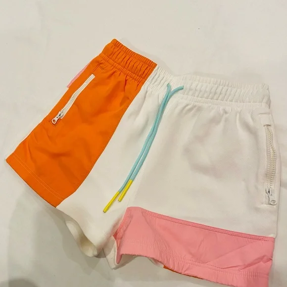 Women Lacoste shorts - Picture 1 of 3
